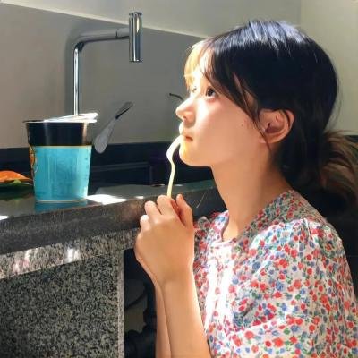 白色荣光